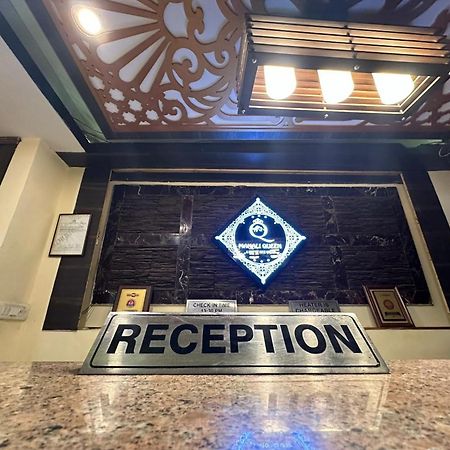 Hotel Manali Queen エクステリア 写真