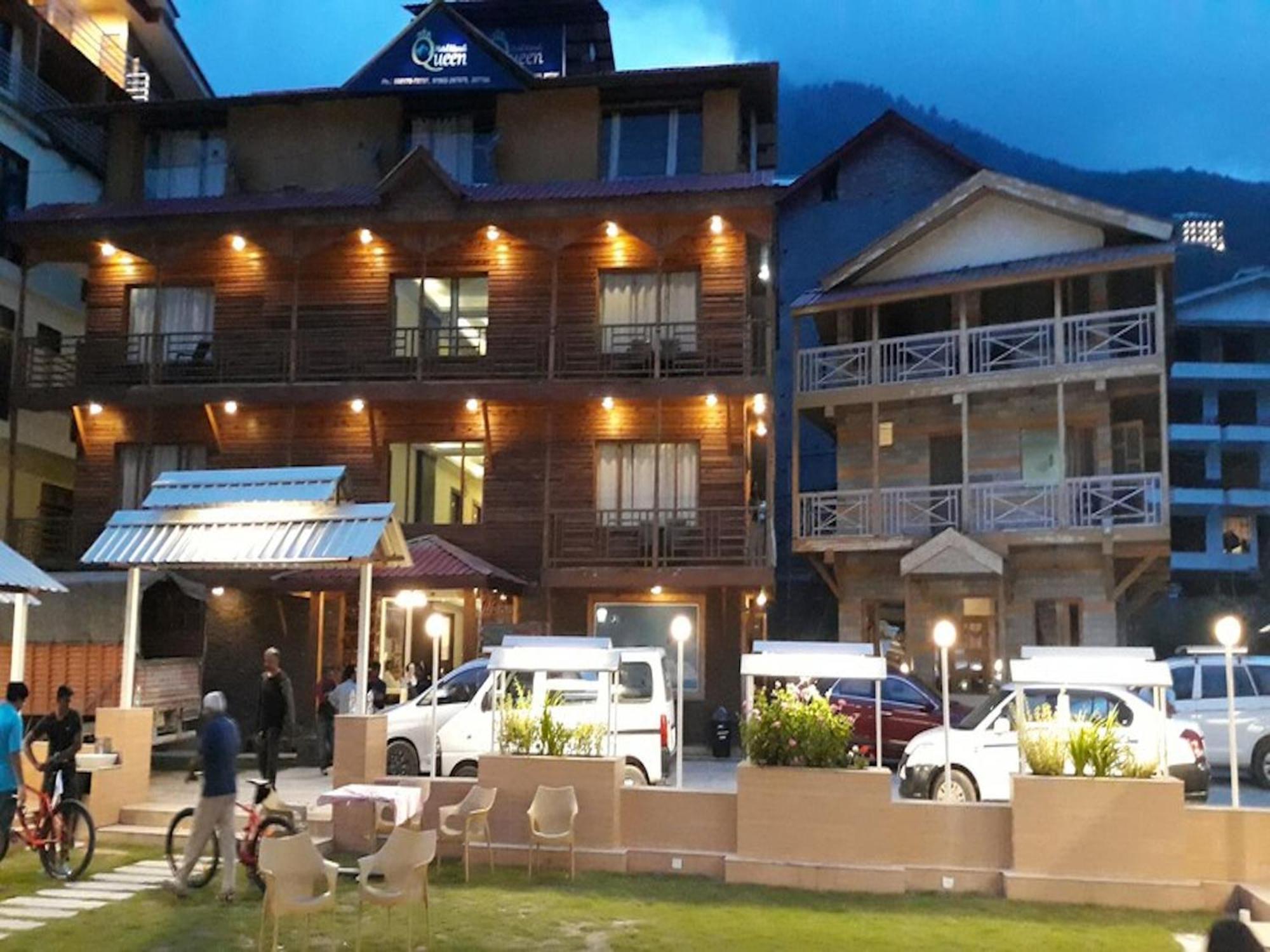 Hotel Manali Queen エクステリア 写真
